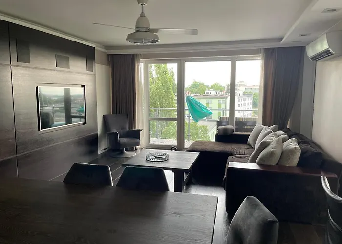 3Bedroom Smarthome Apartment